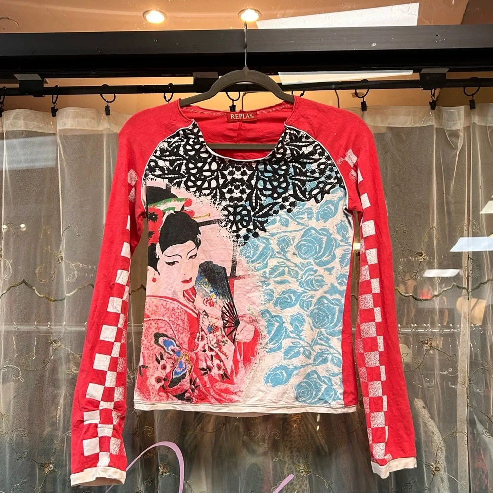 ▪️sold▪️vintage euro replay red geisha checkerboard long sleeve t shirt - Picture 1 of 8